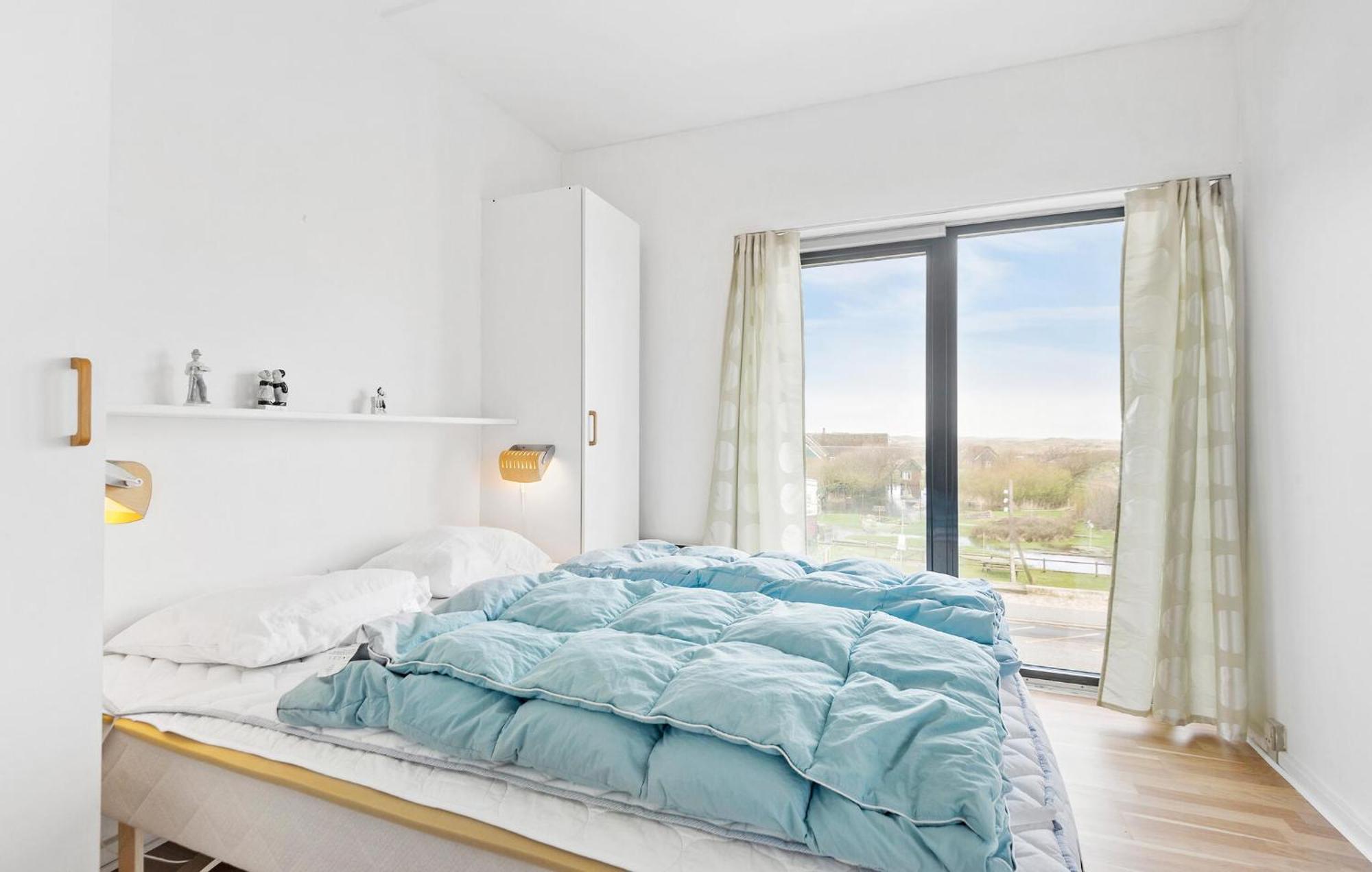 Bad, Lejl, 56 Apartment