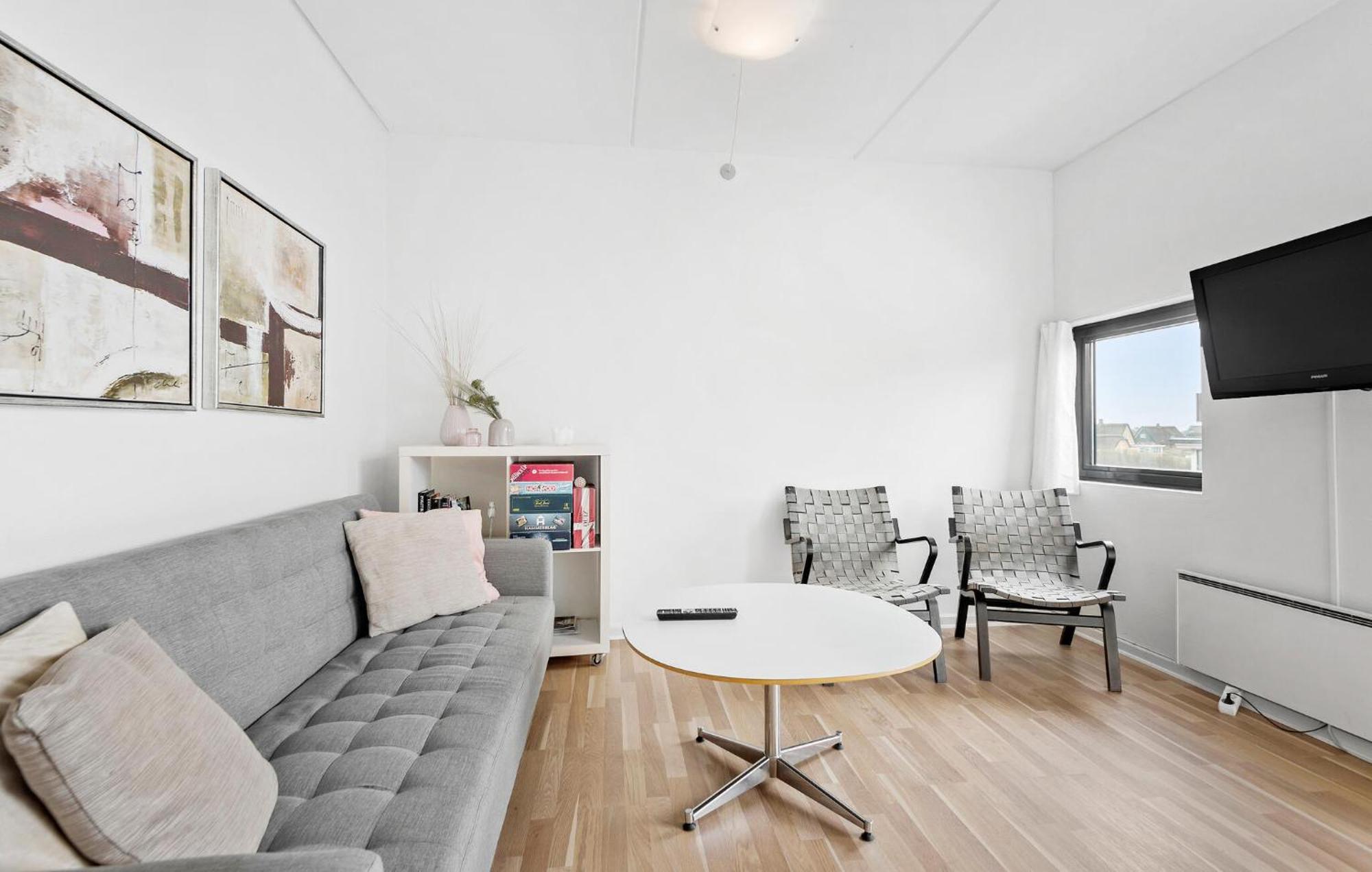 Bad, Lejl, 56 Apartment